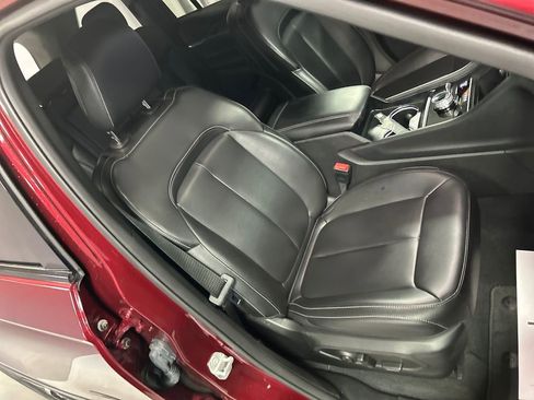 Used 2024 Jeep Grand Cherokee Limited image 25