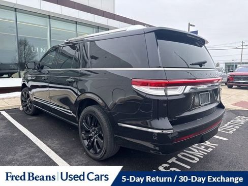 Used 2023 Lincoln Navigator L Reserve image 4