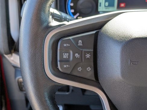 Used 2023 Ford Bronco Wildtrak image 22