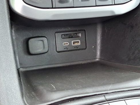 Certified 2020 GMC Acadia SLT AWD/4WD image 24