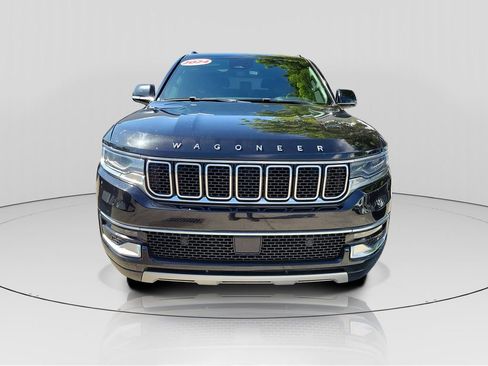 Used 2024 Jeep Wagoneer Series II w/ Flexible Seating Group RWD image 2