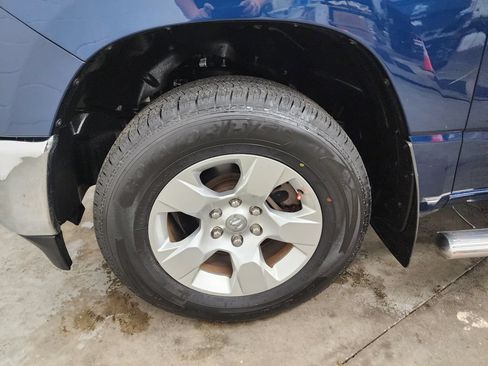 Used 2021 RAM 1500 Big Horn AWD/4WD image 36