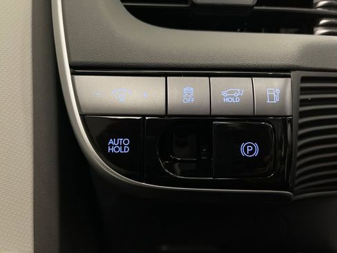 New 2026 Hyundai Ioniq 5 SEL image 27