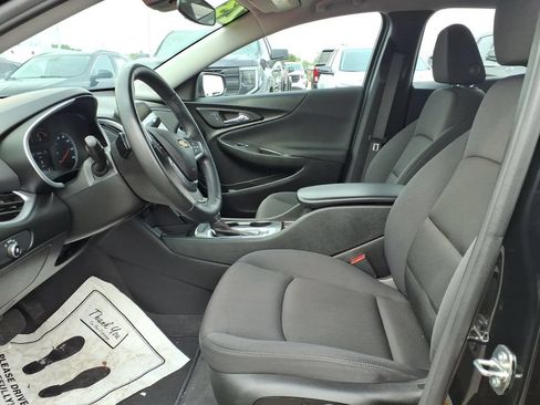 Used 2023 Chevrolet Malibu RS FWD image 12