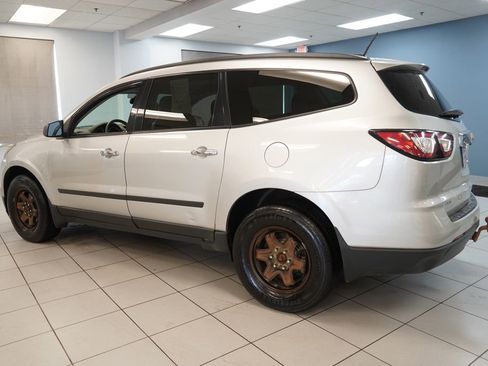 Used 2016 Chevrolet Traverse LS AWD/4WD image 7