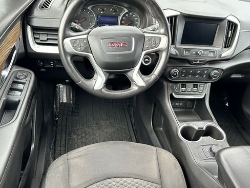 Used 2020 GMC Terrain SLE image 8