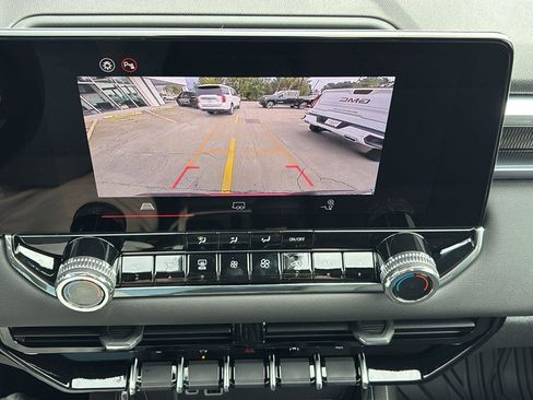 New 2026 GMC Canyon Elevation w/ Convenience Package image 32