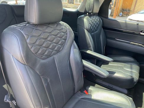 Used 2021 Hyundai Palisade Limited FWD image 32
