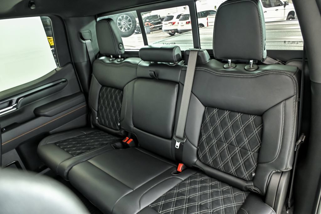New 2026 GMC Sierra 1500 AT4 w/ Technology Package AWD/4WD image 10