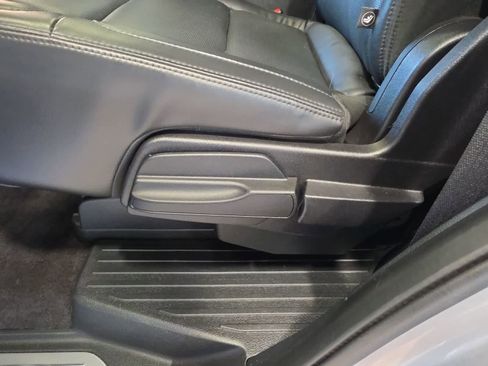 Used 2020 Lincoln Navigator Reserve AWD/4WD image 38