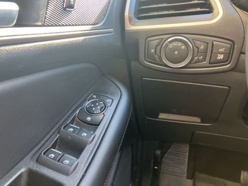 Used 2024 Ford Edge SEL w/ Convenience Package AWD/4WD image 16