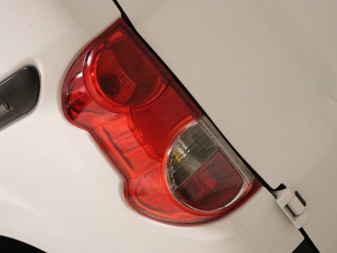 Used 2020 Nissan NV200 S w/ Back Door Glass Package image 89