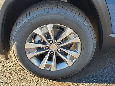 New 2026 Chevrolet Equinox LT image 5