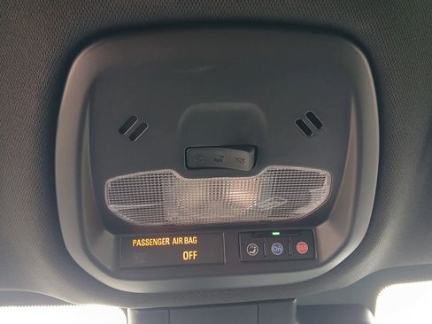 Used 2025 Buick Envista Sport Touring FWD image 46