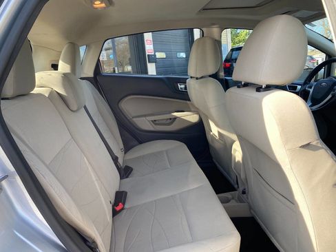 Used 2015 Ford Fiesta SE w/ Exterior Protection Package image 25