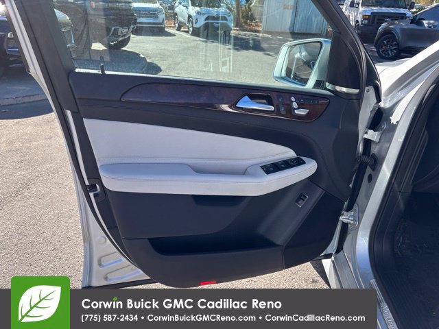 Used 2016 Mercedes-Benz GLE 400 4MATIC image 13