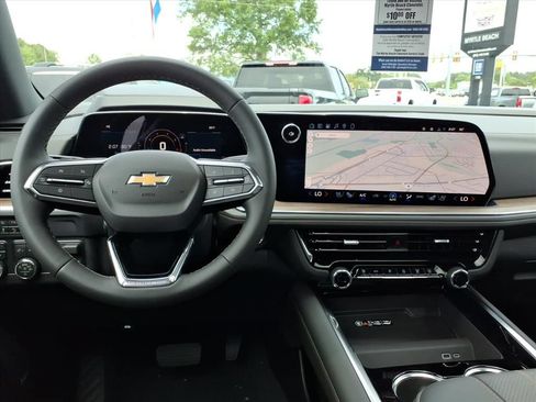 New 2026 Chevrolet Tahoe High Country w/ Sun And Tow Package AWD/4WD image 13