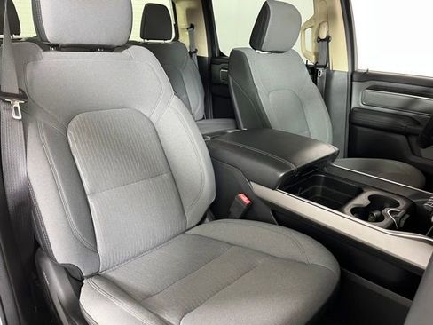 Used 2019 RAM 1500 Big Horn AWD/4WD image 42