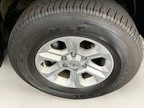 Used 2024 Toyota 4Runner SR5 Premium image 11