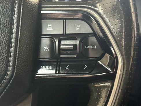 Used 2022 Toyota Tundra SR5 AWD/4WD image 19