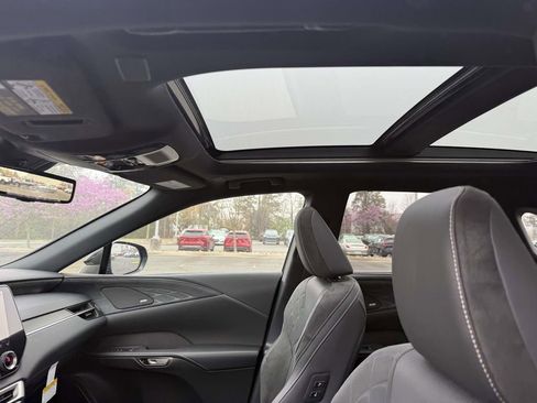 Used 2026 Lexus RX 450h AWD w/ Convenience Package image 21