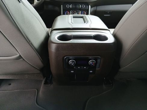 Certified 2021 Chevrolet Suburban Z71 AWD/4WD image 22