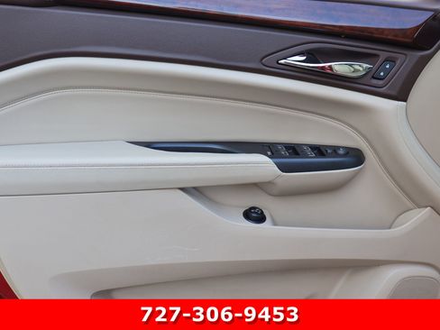 Used 2014 Cadillac SRX Luxury image 15