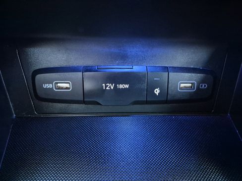 Used 2023 Hyundai Tucson Limited w/ Winter Package image 20