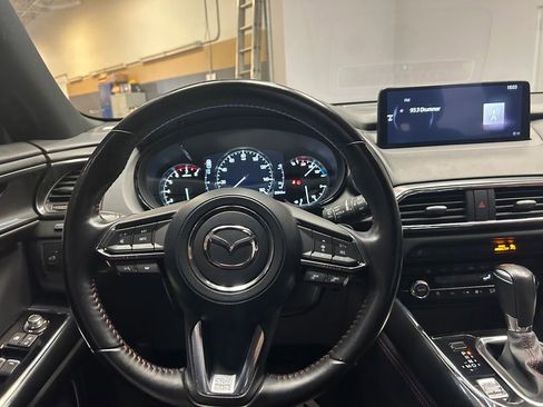 Used 2023 MAZDA CX-9 Carbon Edition image 11