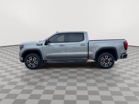 Used 2023 GMC Sierra 1500 AT4 w/ Technology Package AWD/4WD image 5