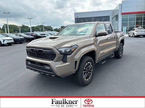 Certified 2026 Toyota Tacoma TRD Sport w/ TRD Sport Premium Package AWD/4WD image 20