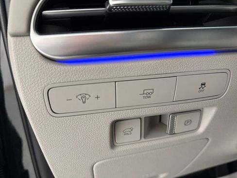 Used 2025 Hyundai Palisade Calligraphy image 24