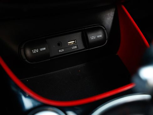 Used 2018 Kia Soul + image 43