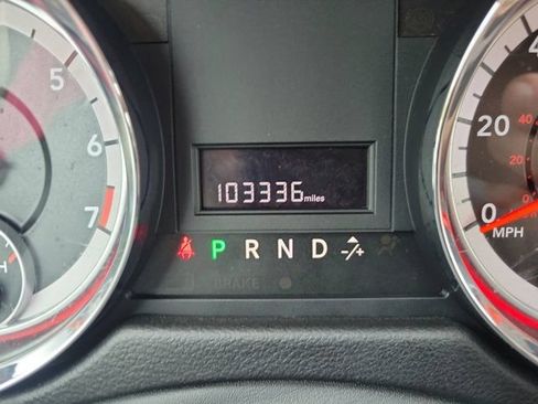 Used 2012 Dodge Grand Caravan SXT FWD image 18