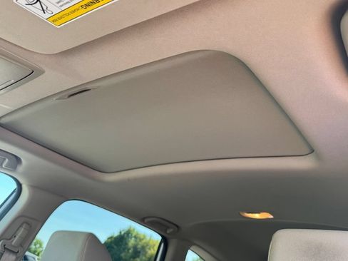 Used 2021 Honda CR-V EX image 17