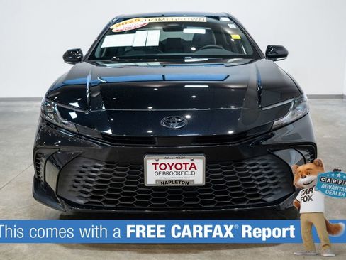Certified 2025 Toyota Camry SE w/ Convenience Package image 2