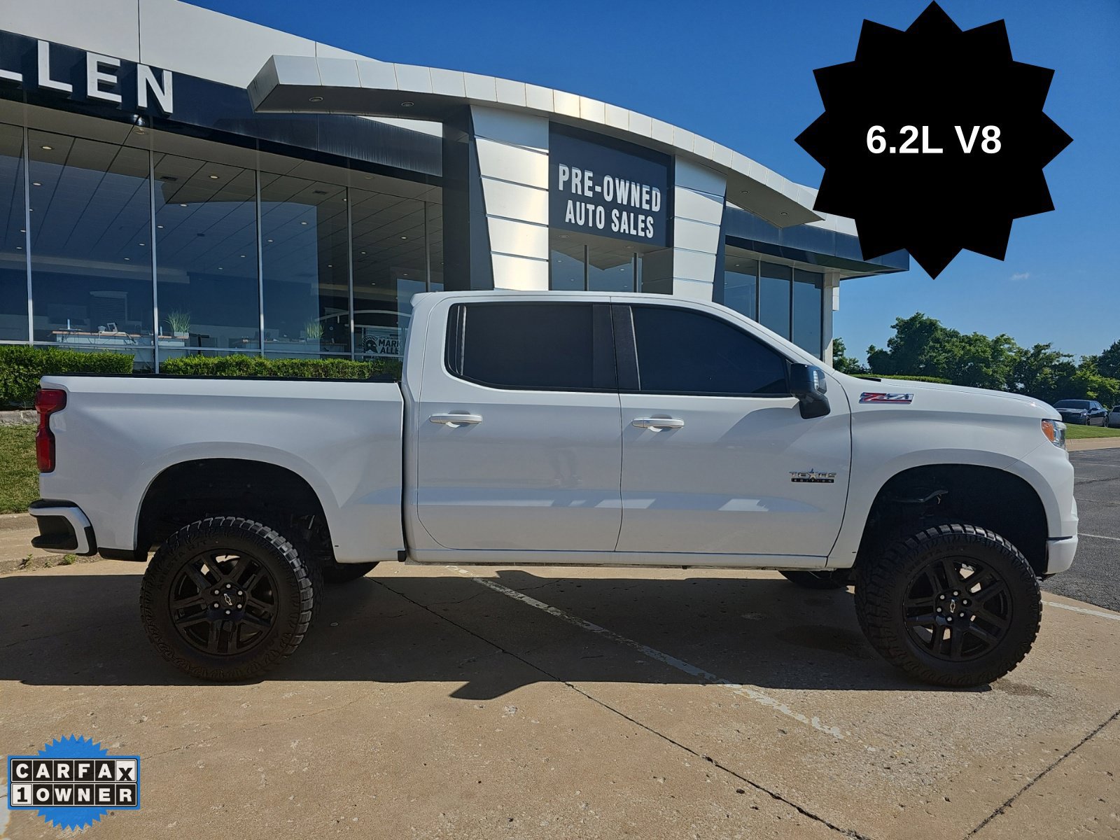 Used 2024 Chevrolet Silverado 1500 RST AWD/4WD image 2