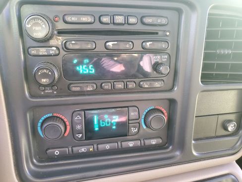 Used 2006 Chevrolet Avalanche Z71 w/ Sun And Sound Package image 22