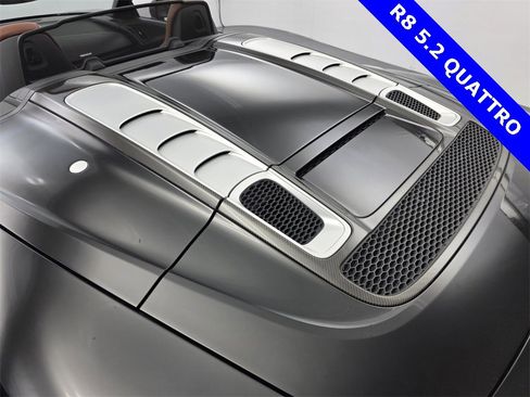 Used 2018 Audi R8 V10 image 28
