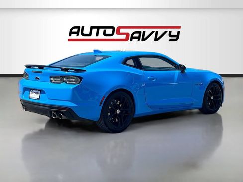 Used 2023 Chevrolet Camaro SS w/ Design Package 1 RWD image 7