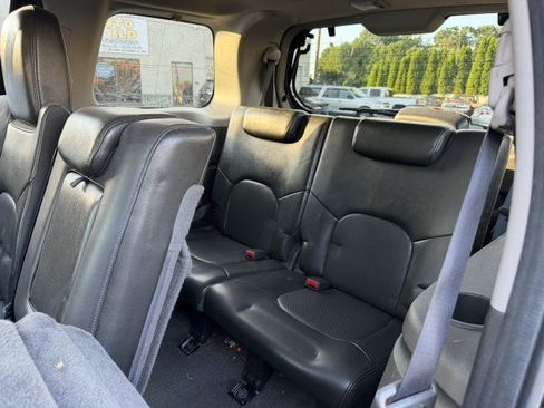 Used 2012 Nissan Pathfinder Silver AWD/4WD image 12