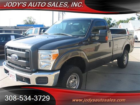 Used 2016 Ford F250 XL w/ Power Equipment Group AWD/4WD image 20