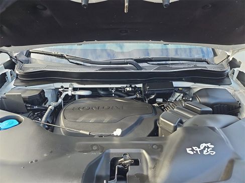 Certified 2023 Honda Ridgeline RTL image 32