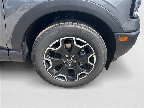 New 2025 Ford Bronco Sport Outer Banks w/ Outer Banks Tech Package+ AWD/4WD image 19