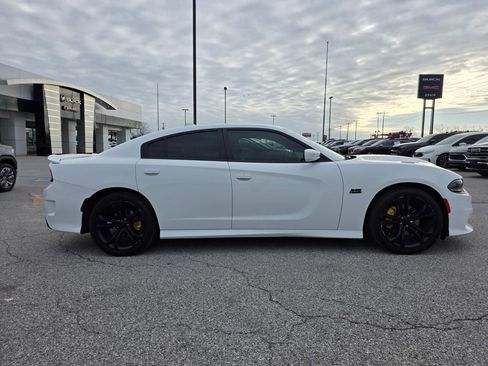 Used 2020 Dodge Charger R/T image 8