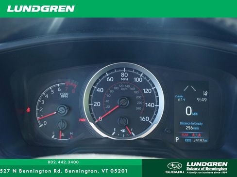 Used 2022 Toyota Corolla Cross LE w/ Moonroof Package AWD/4WD image 13