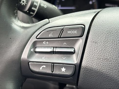 Certified 2023 Hyundai Kona SEL w/ Convenience Package FWD image 22