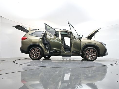 Certified 2025 Subaru Ascent Bronze Edition AWD/4WD image 45