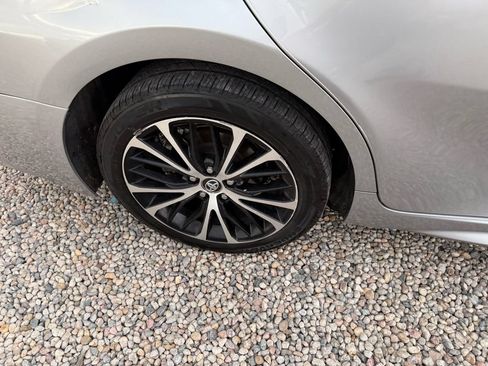 Used 2020 Toyota Camry SE FWD image 35