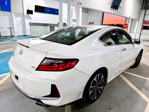 Used 2017 Honda Accord EX-L image 6